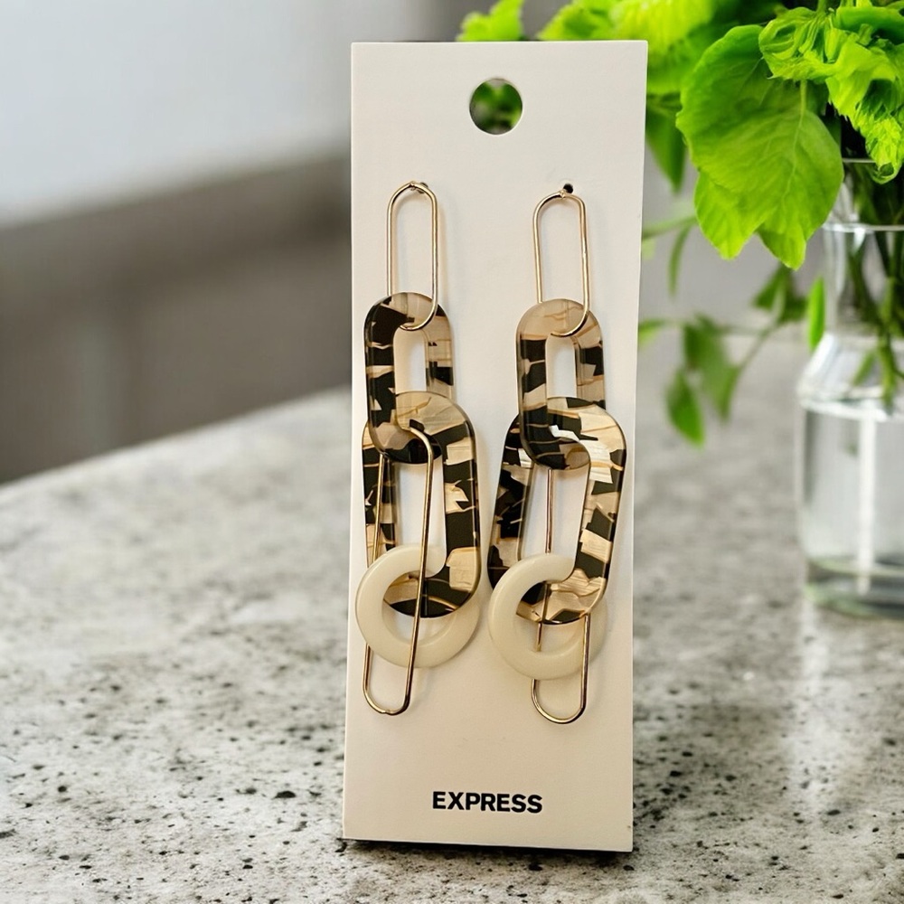 NWT Express Tortoise Shell Gold Link Drop Earrings